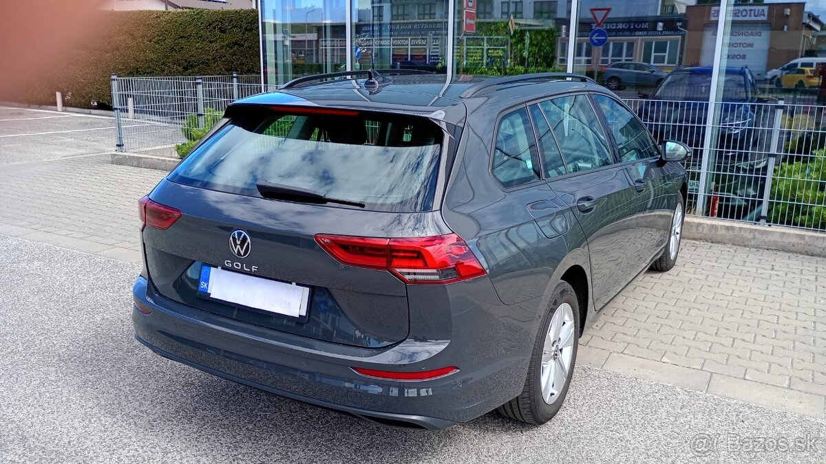 VW Golf 8 Variant 2.0tdi - 8