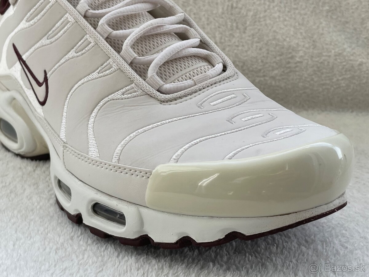 Nike Air Max Plus Premium - 8