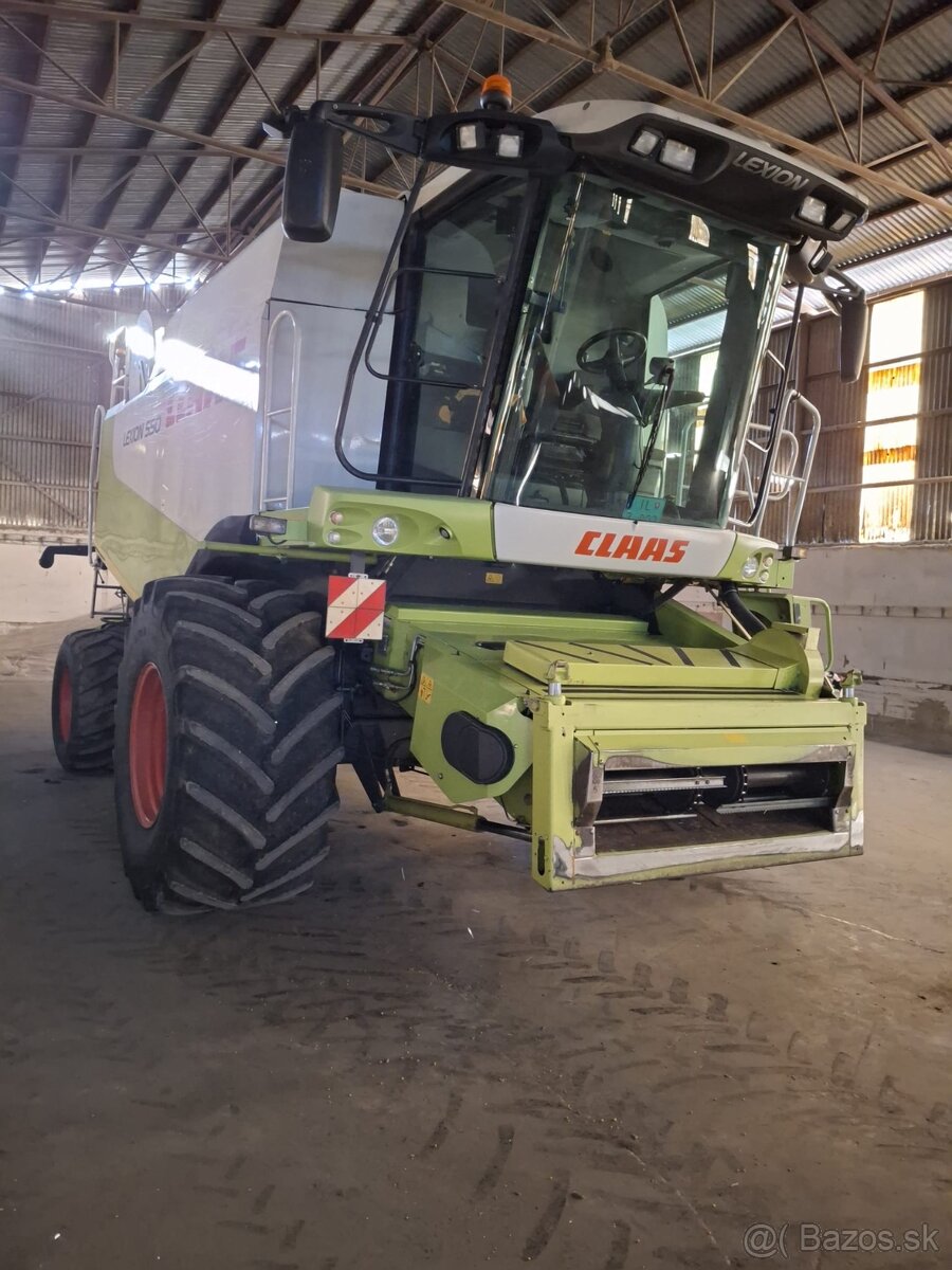 Kombajn Claas Lexion 550 - 8