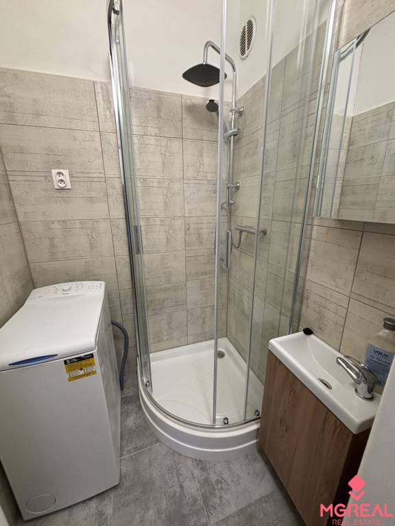 2 a pól izbový byt Topoľčany / PRENAJOM - 8