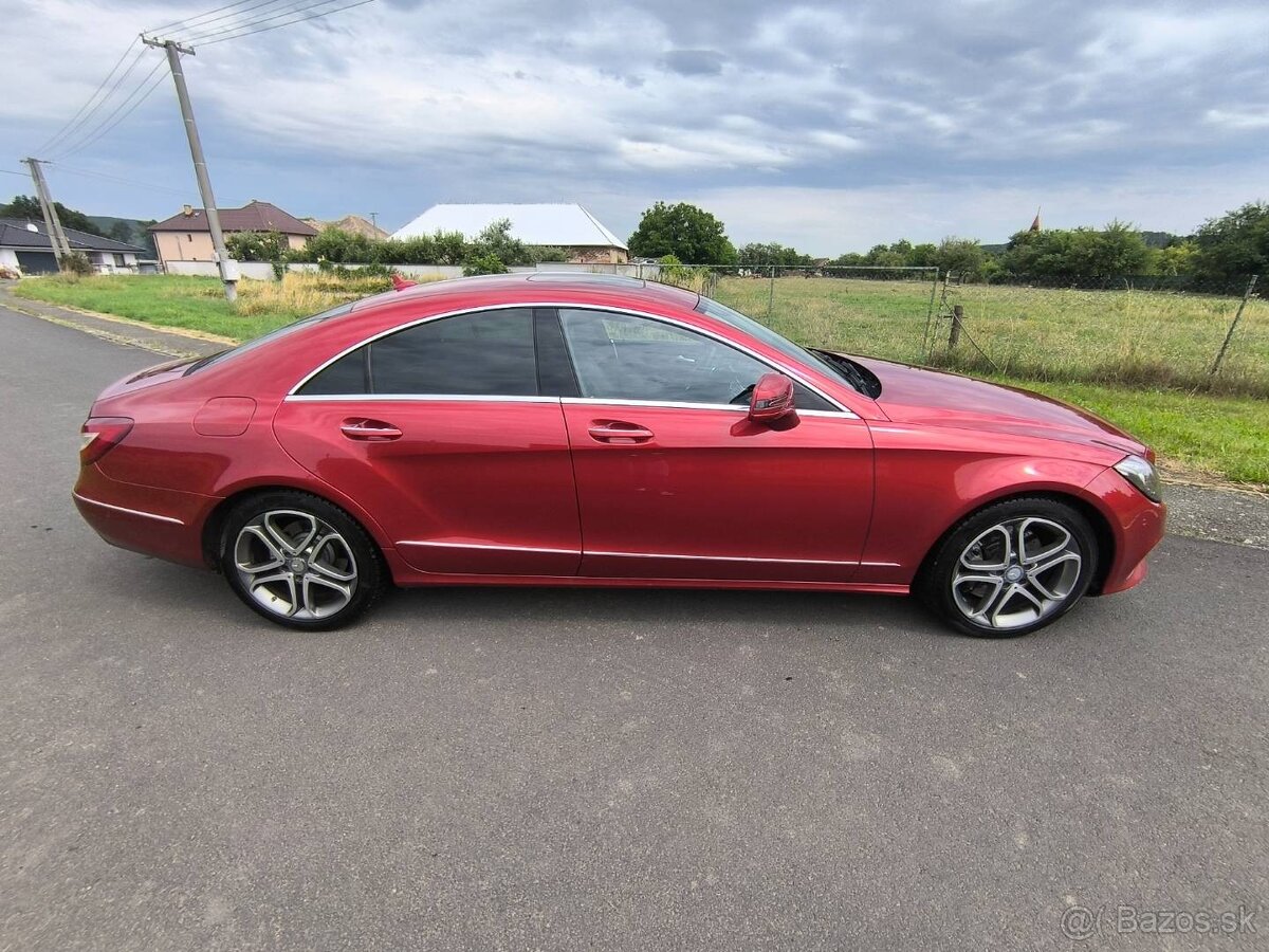 Mercedes-Benz CLS Kupé MERCEDES 3.0 190KW AUTOMAT FULL VYBA - 8