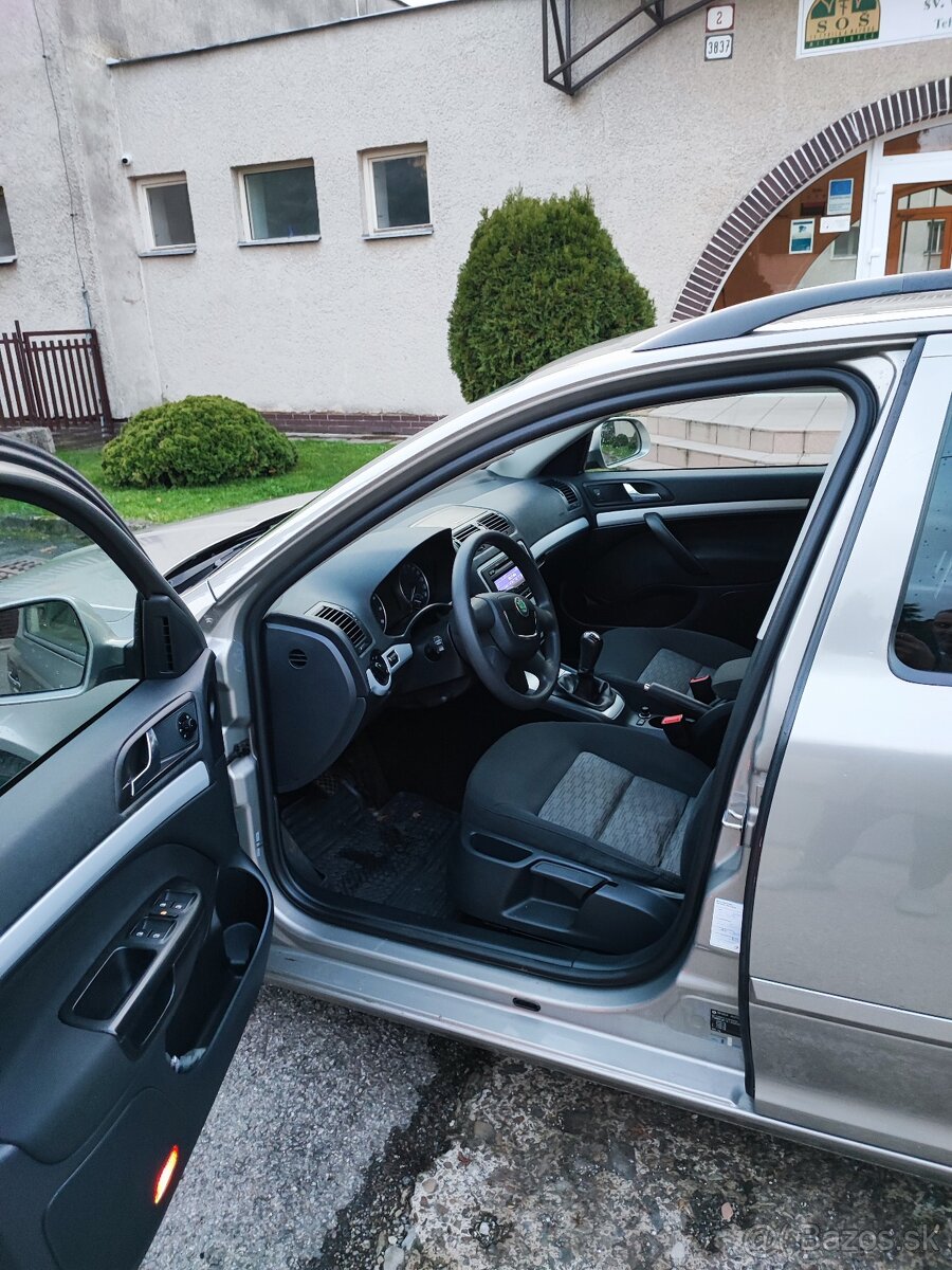 Škoda Octavia combi - 8