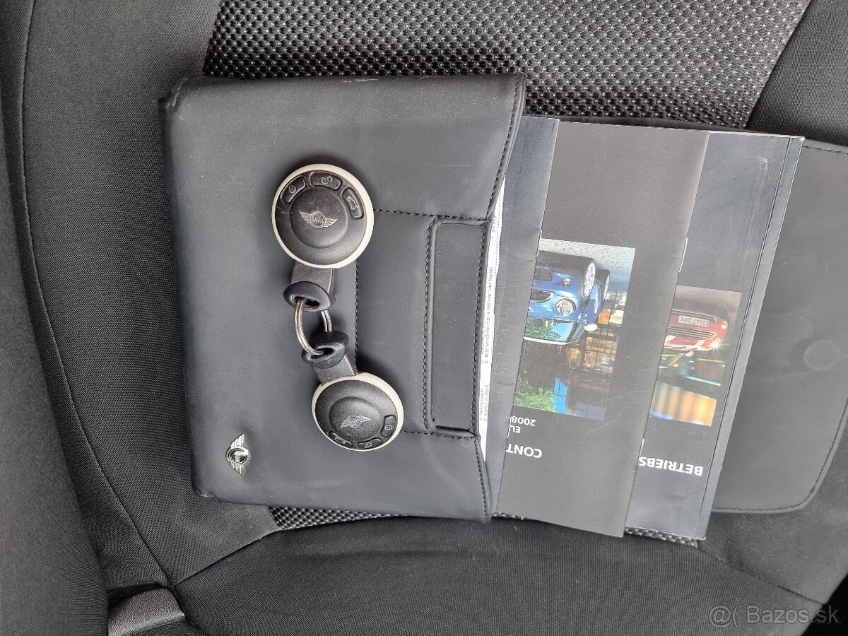 MINI COOPER ONE 2010 matt - 8