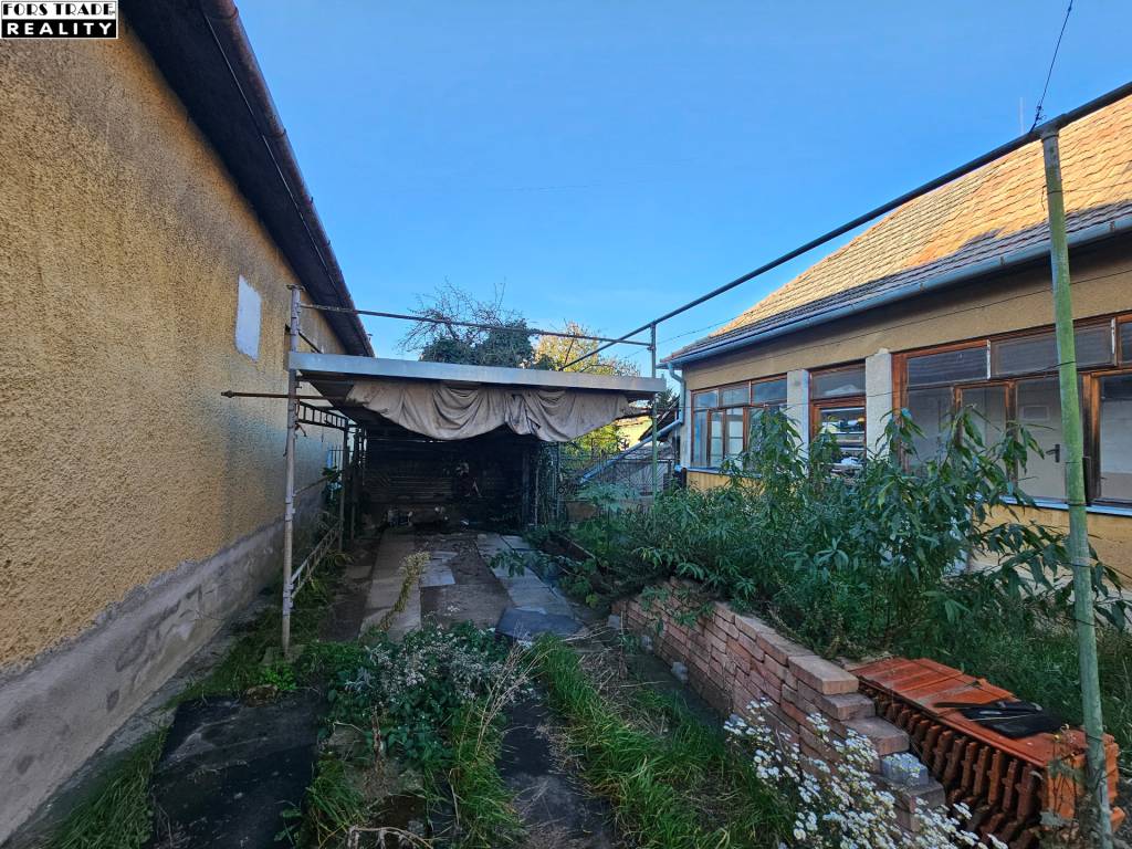 Predám st.rodinný dom v Šali - NAJ lokalita - 8