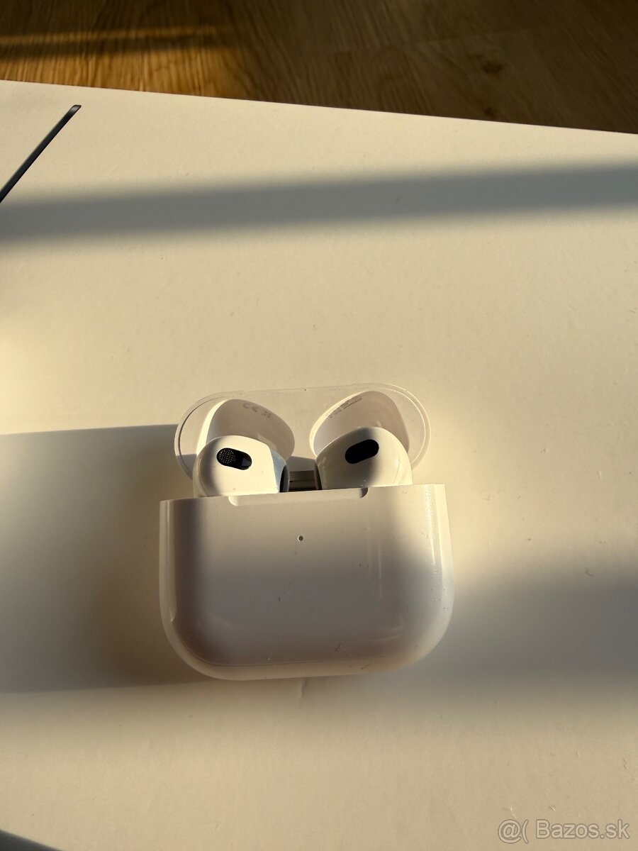 MacBook Air 13" M2 256GB - 8