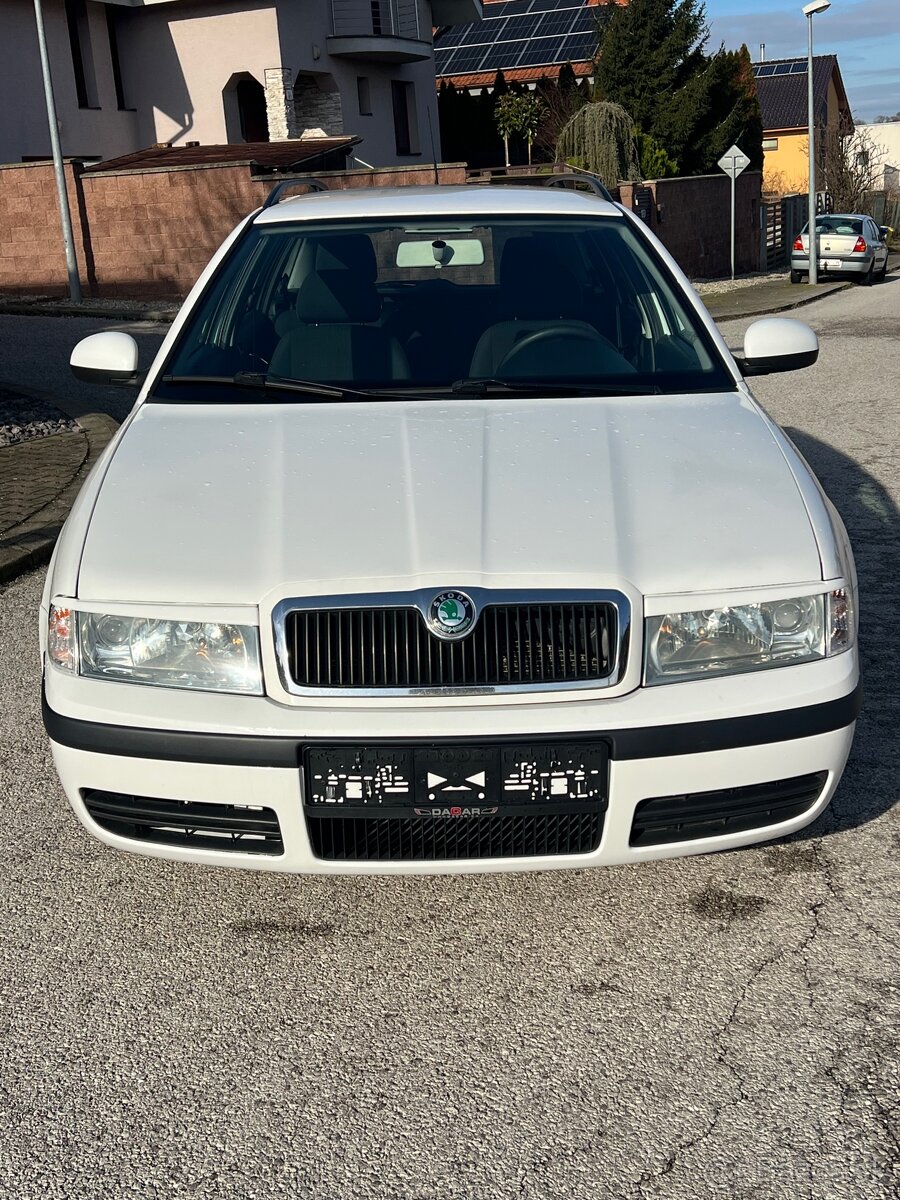 Škoda Octavia 1.9TDi 74kW r2010 - 8
