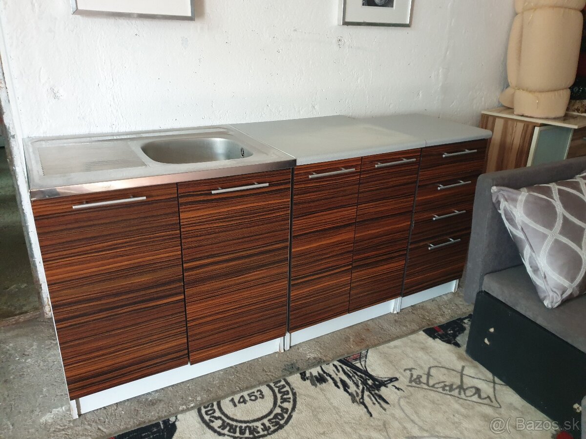 Na Predaj Kuchynska Linka - 8