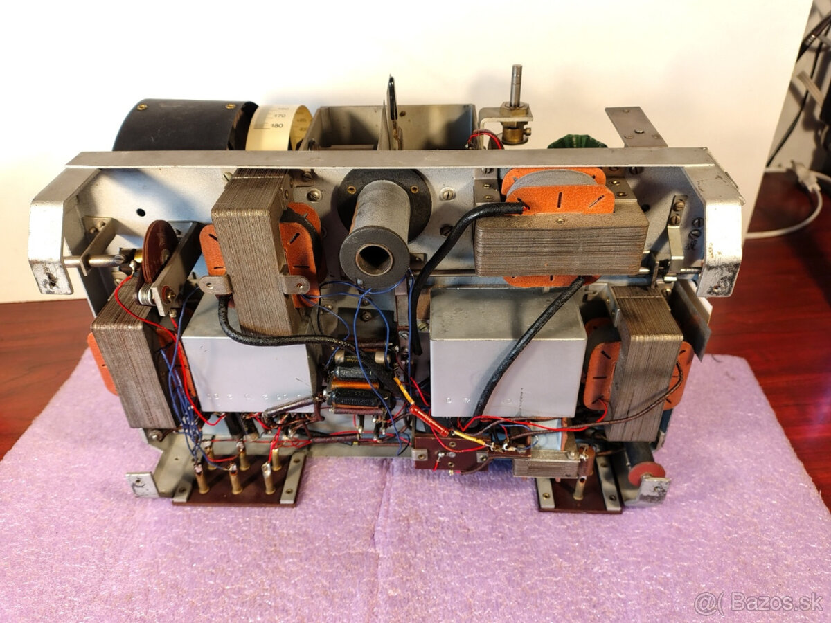 Staré rádio Standard 3XD - 8