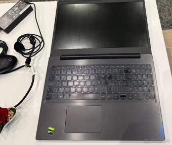 LENOVO IdeaPad L340-15IRH Gaming - 8