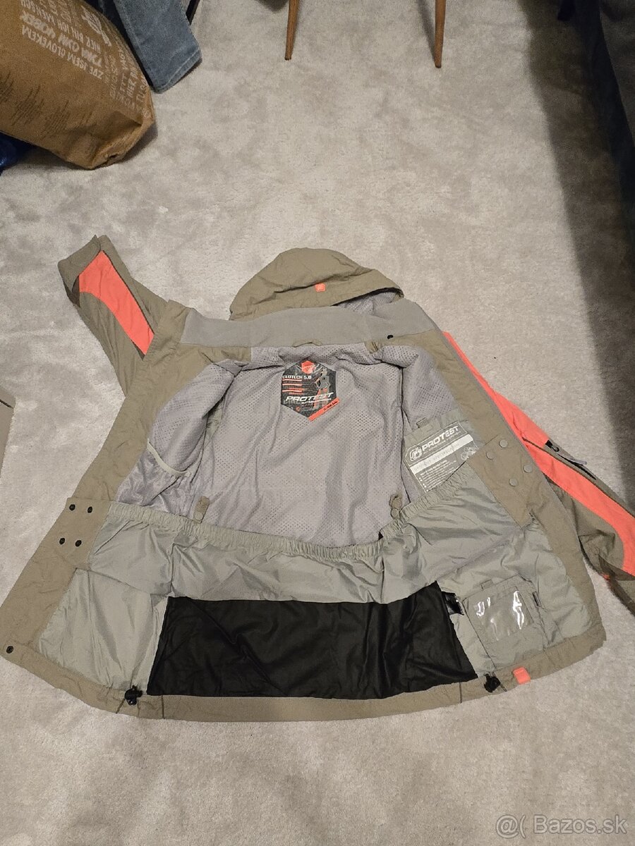 Lyziarska / snowboardova bunda - 8