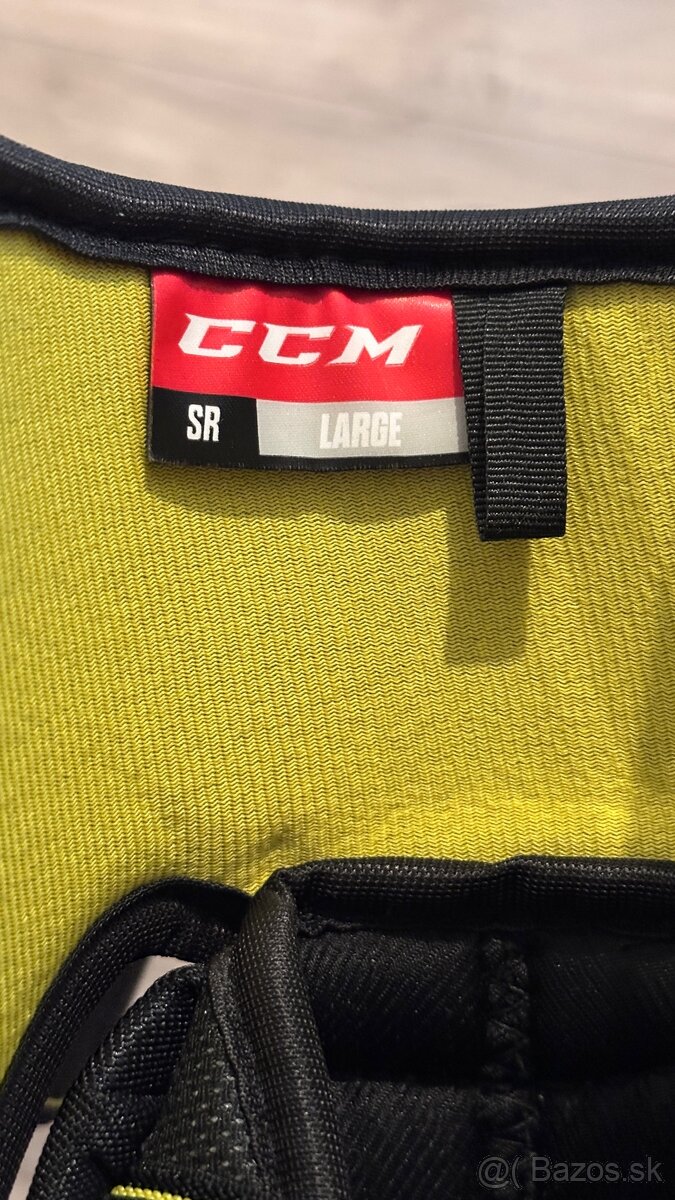 Hokejová výstroj CCM - 8