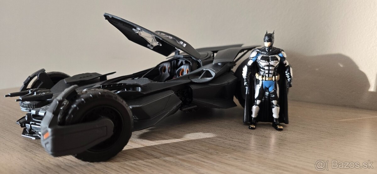 BATMAN JADA kovová kolekcia BATMOBILE, mierka 1:24 - 8