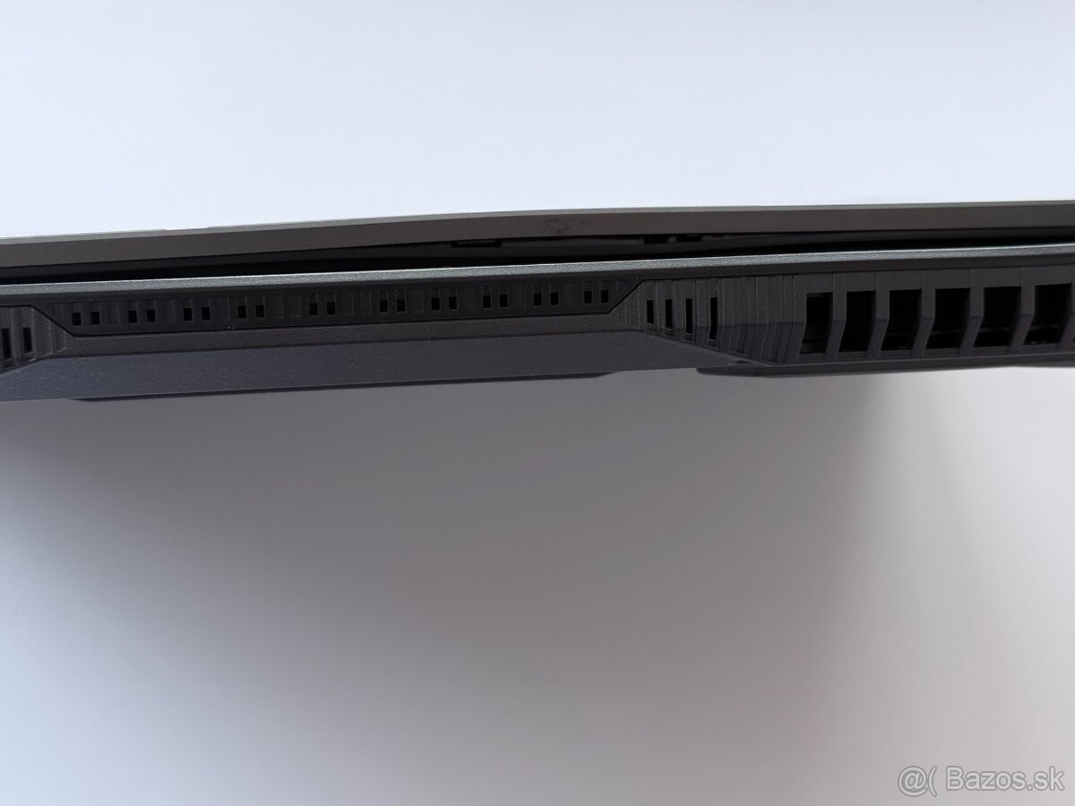 Asus TUF Gaming A15 - 16GB / 500GB - 8