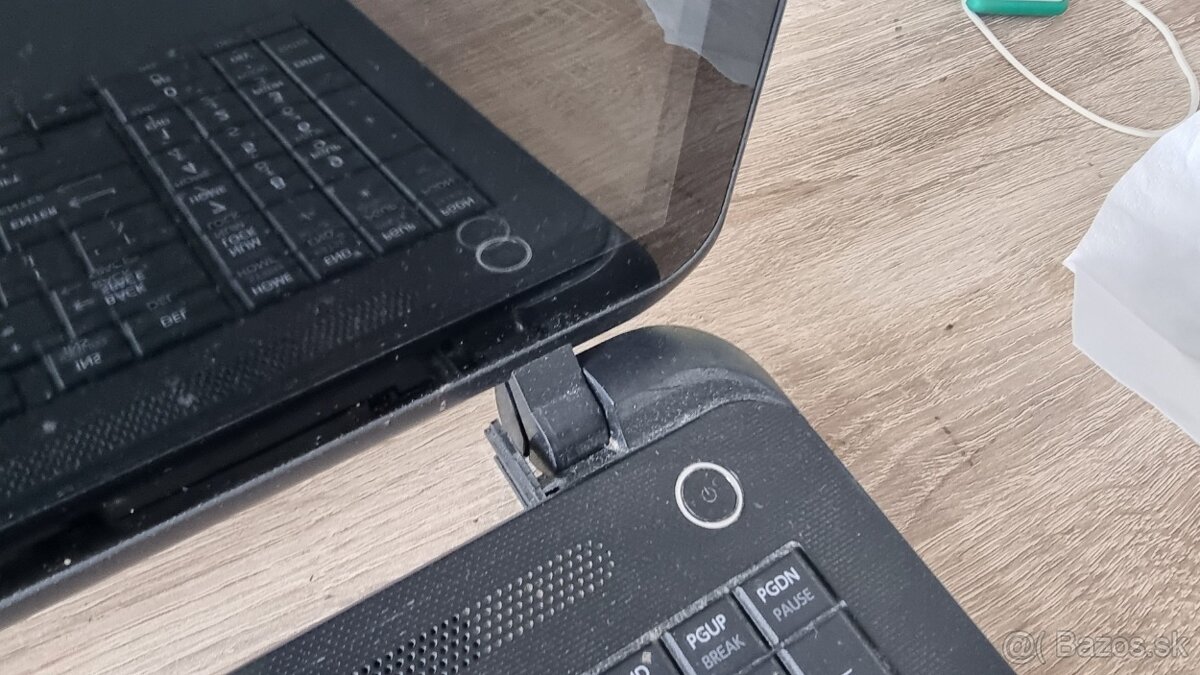 Notebook Toshiba na diely - 8