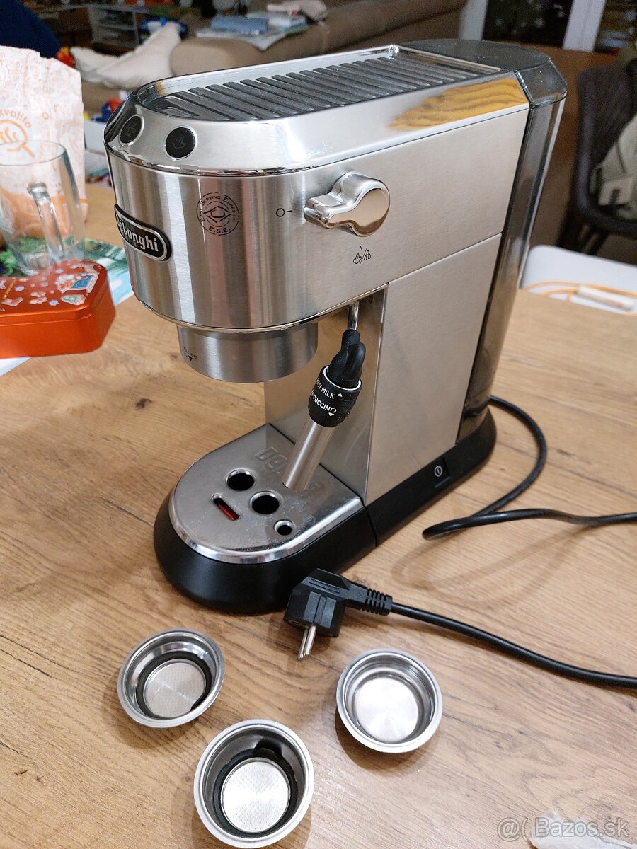 Delonghi EC685.M Dedica - 8
