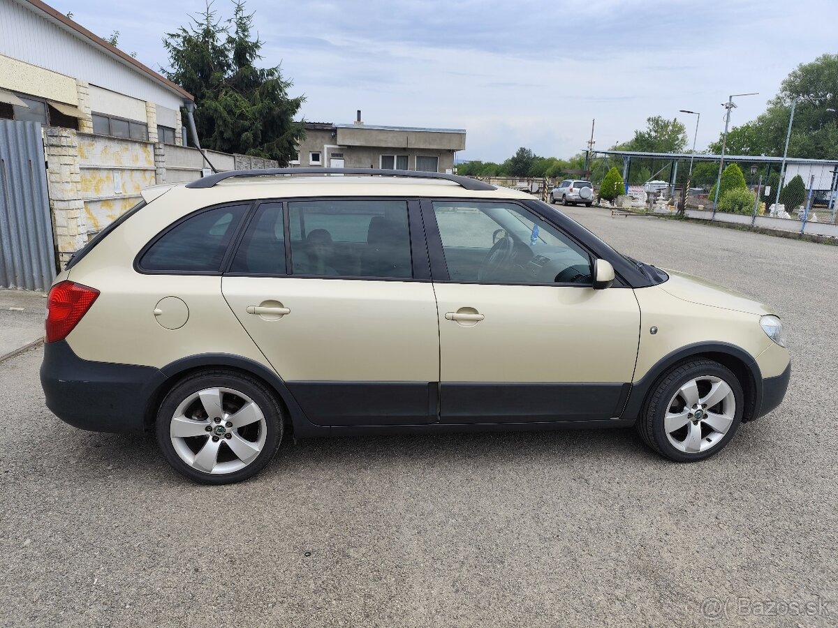 Škoda Fabia Scout Combi 1.2 TSI ročník 2012 - 8