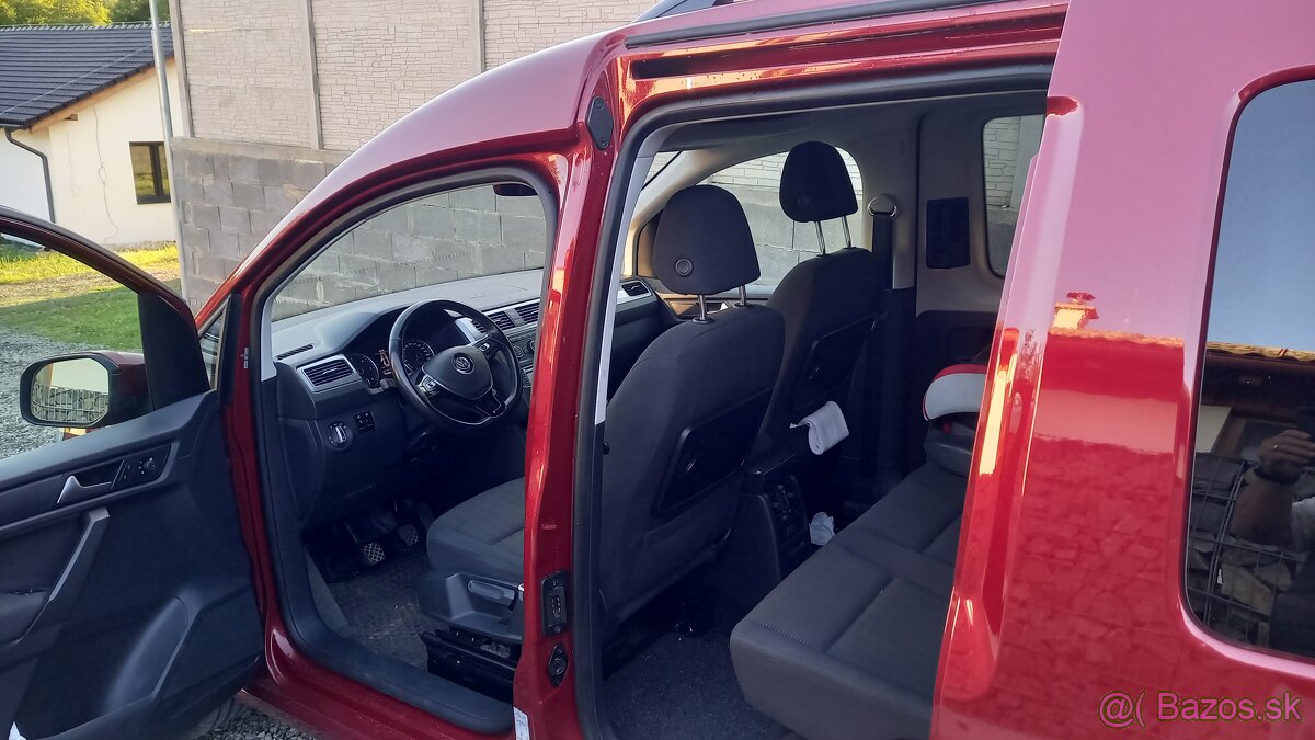 VOLKSWAGEN CADDY 2.0 TDI COMFORTLINE - 8