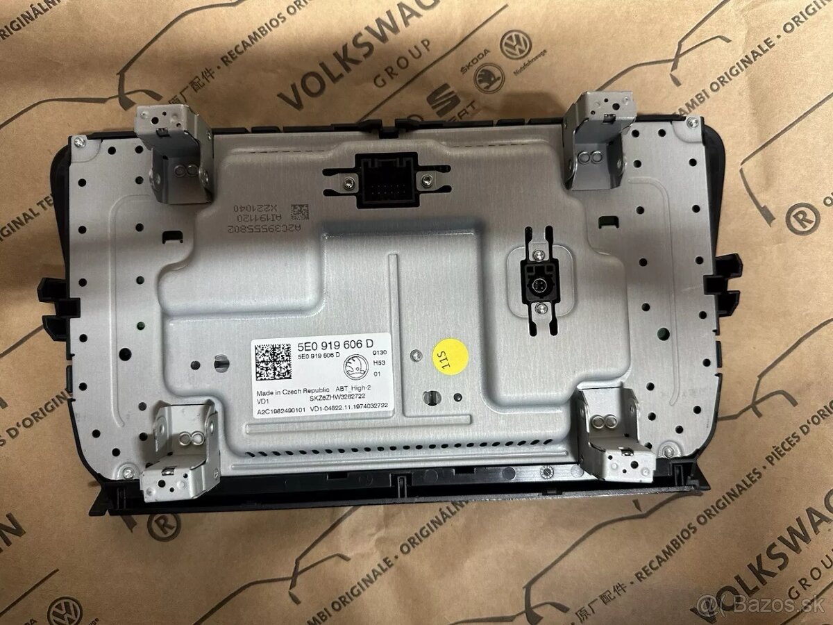 Displej skoda octavia 3 mib2.5 5E0919606D - 8