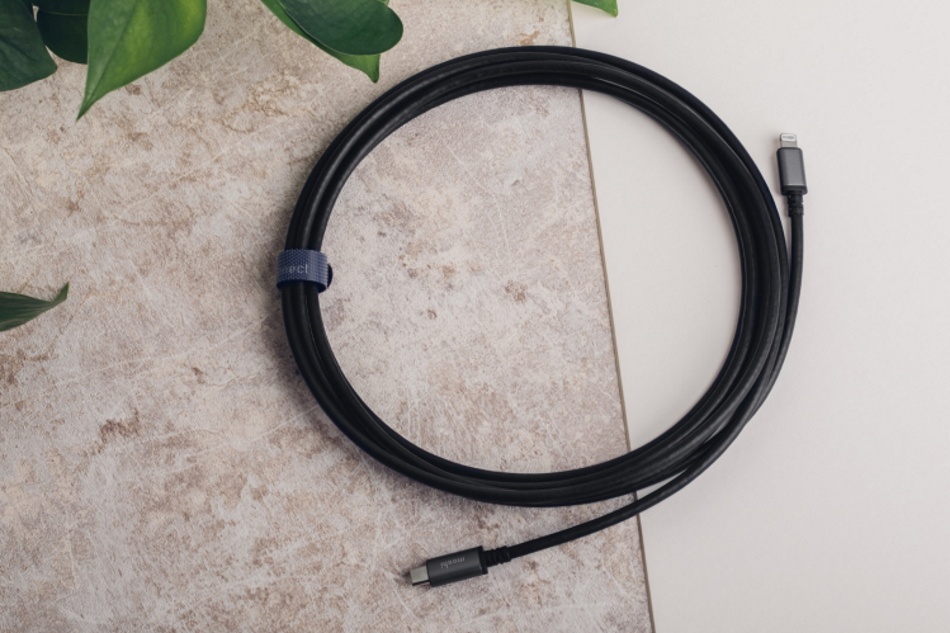 Kryty a príslušenstvo pre iPhone 13 Pro (Moshi, Catalyst) - 8