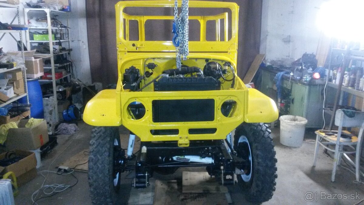 Toyota Land Cruiser bj42 - 8