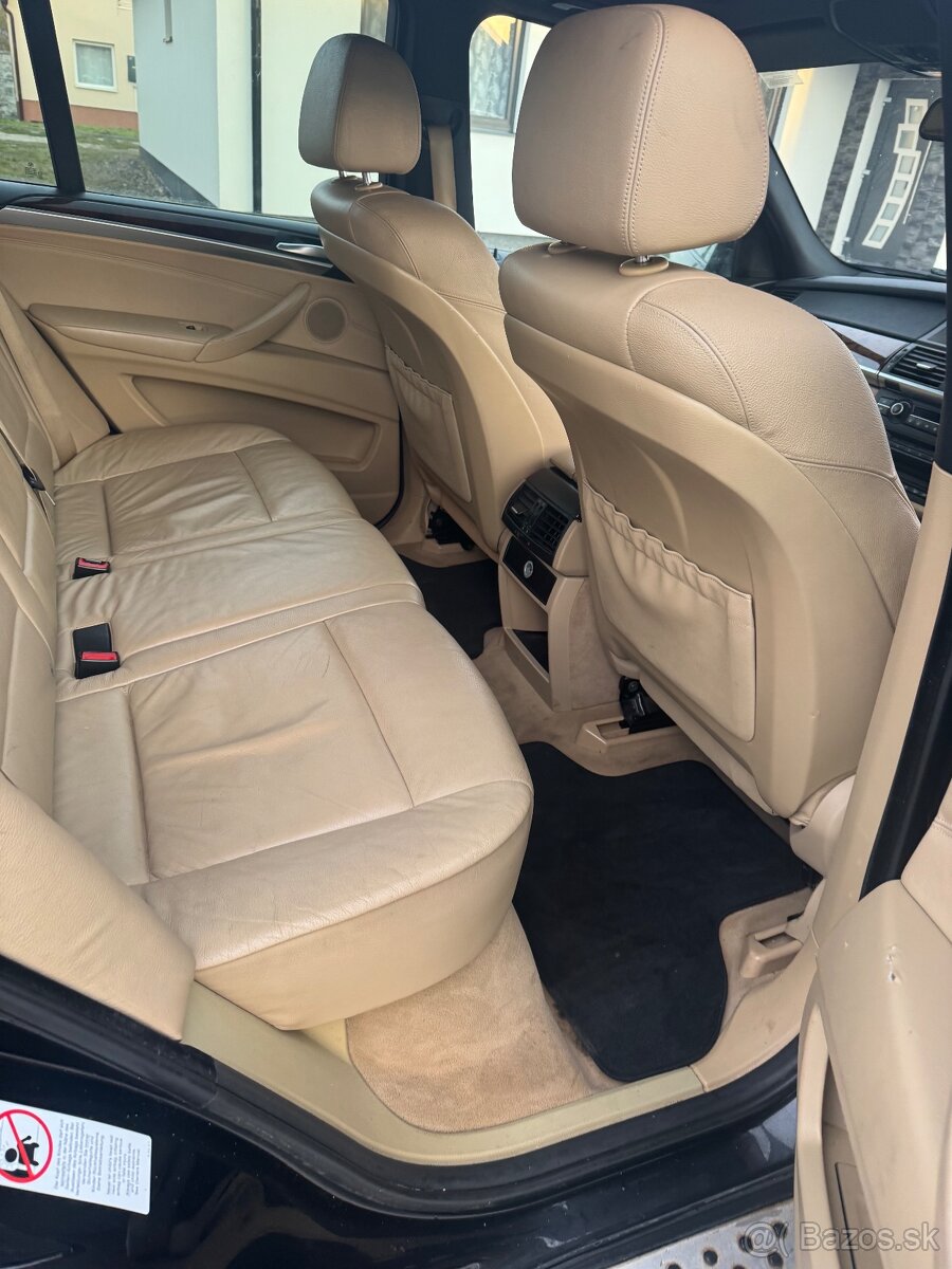 BMW X5 e70 3.0D Dovoz gb - 8
