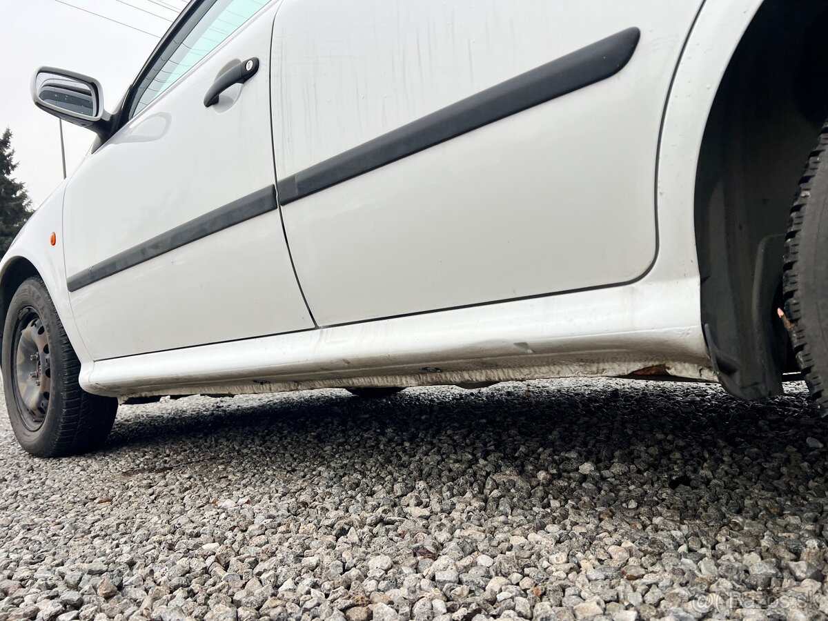 Škoda octavia 1.6 GLX A/T - 8