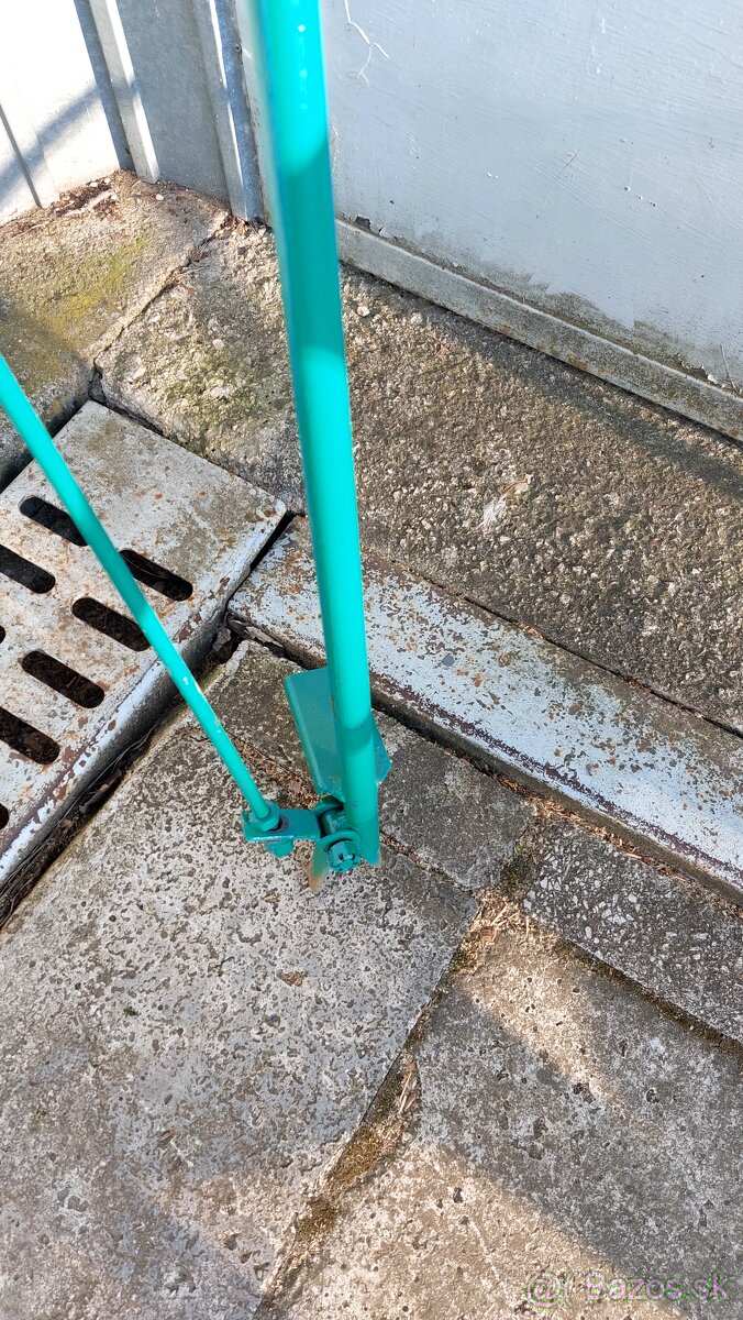 Ručný postrekovač,sadzač cibulky - 8