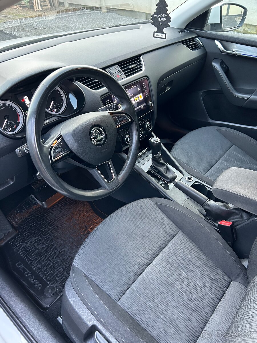 Škoda Octavia Combi 2.0CRTDI 110kw 4x4 DSG AC Full Led ťažné - 8