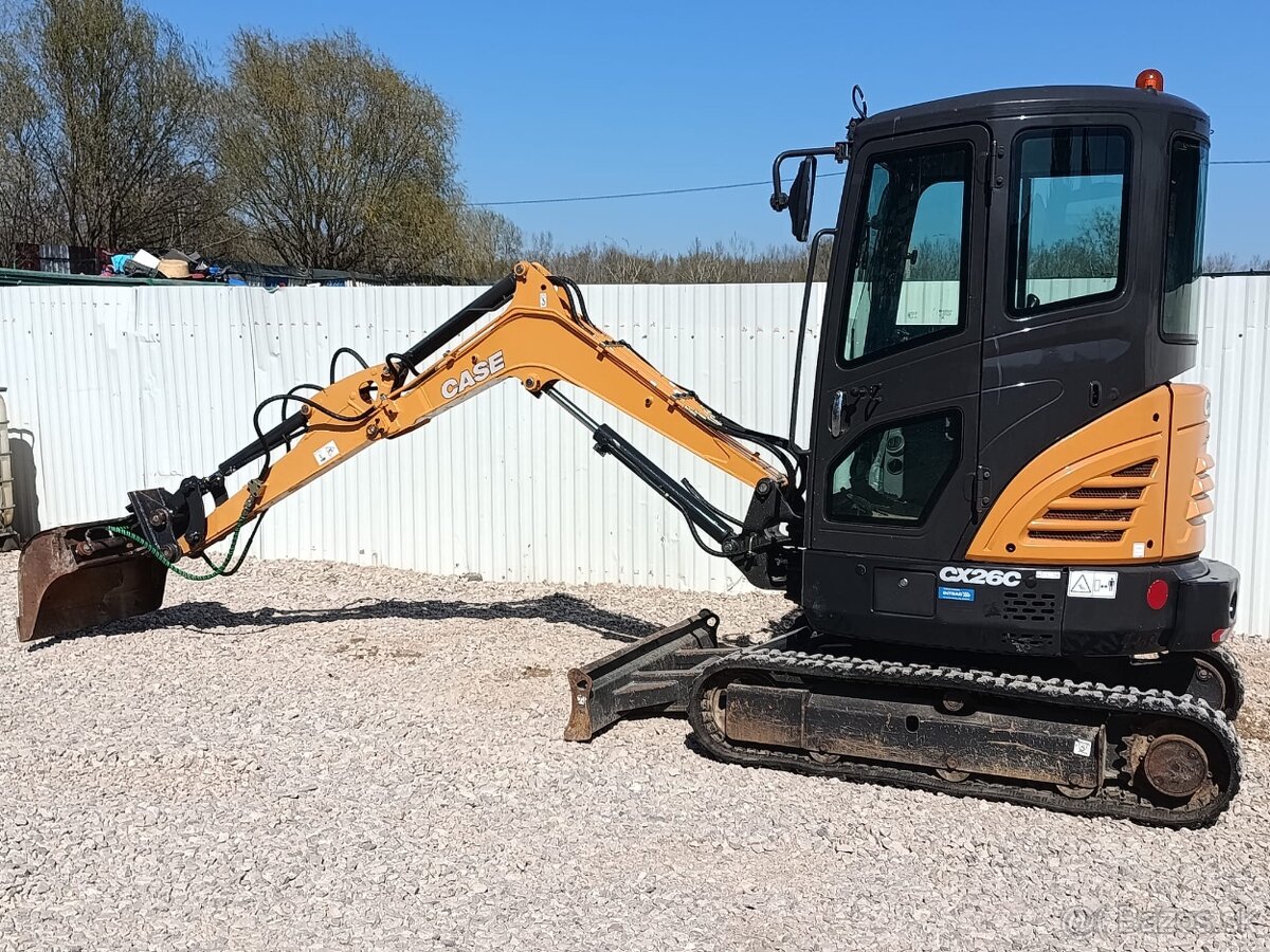 Pásový minibagr CASE CX 26C - 8