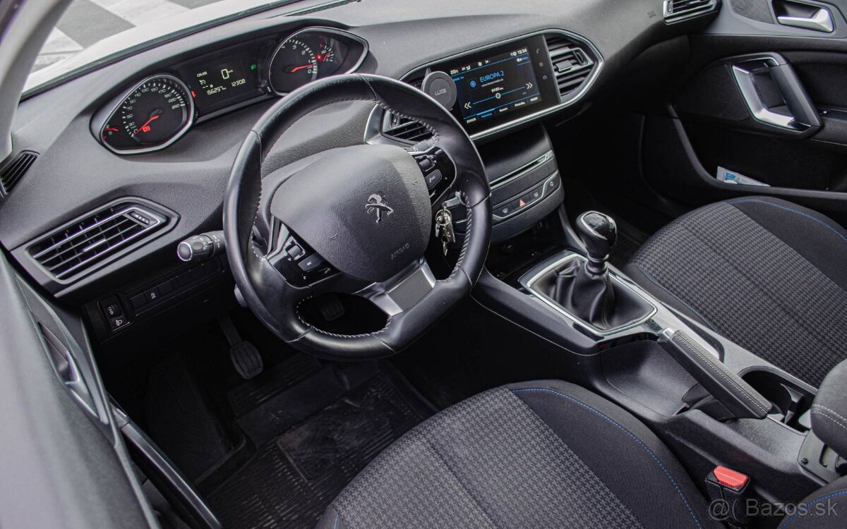 Peugeot 308 1.2 PureTech - 8