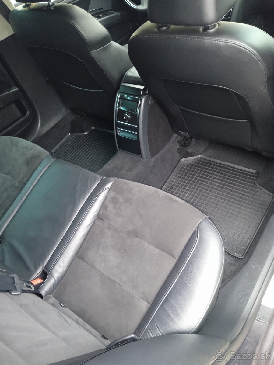 Škoda Superb combi 2.0 TDI DSG - 8