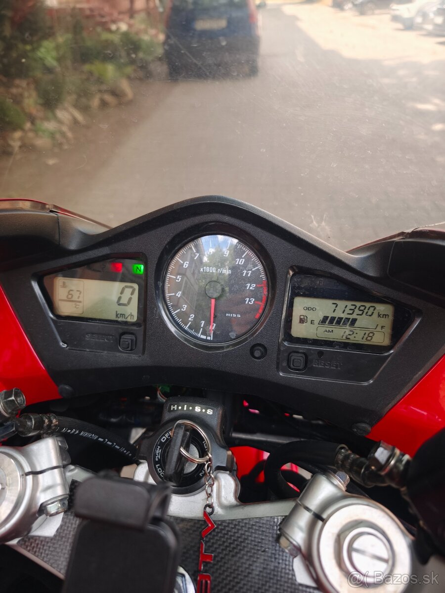 Honda VFR 800 A2 2002 - 8