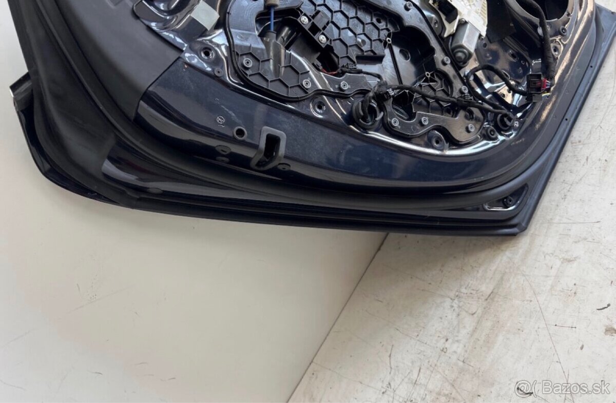 Dvere na Audi A8 / S8 (D4 / 4H) - 8