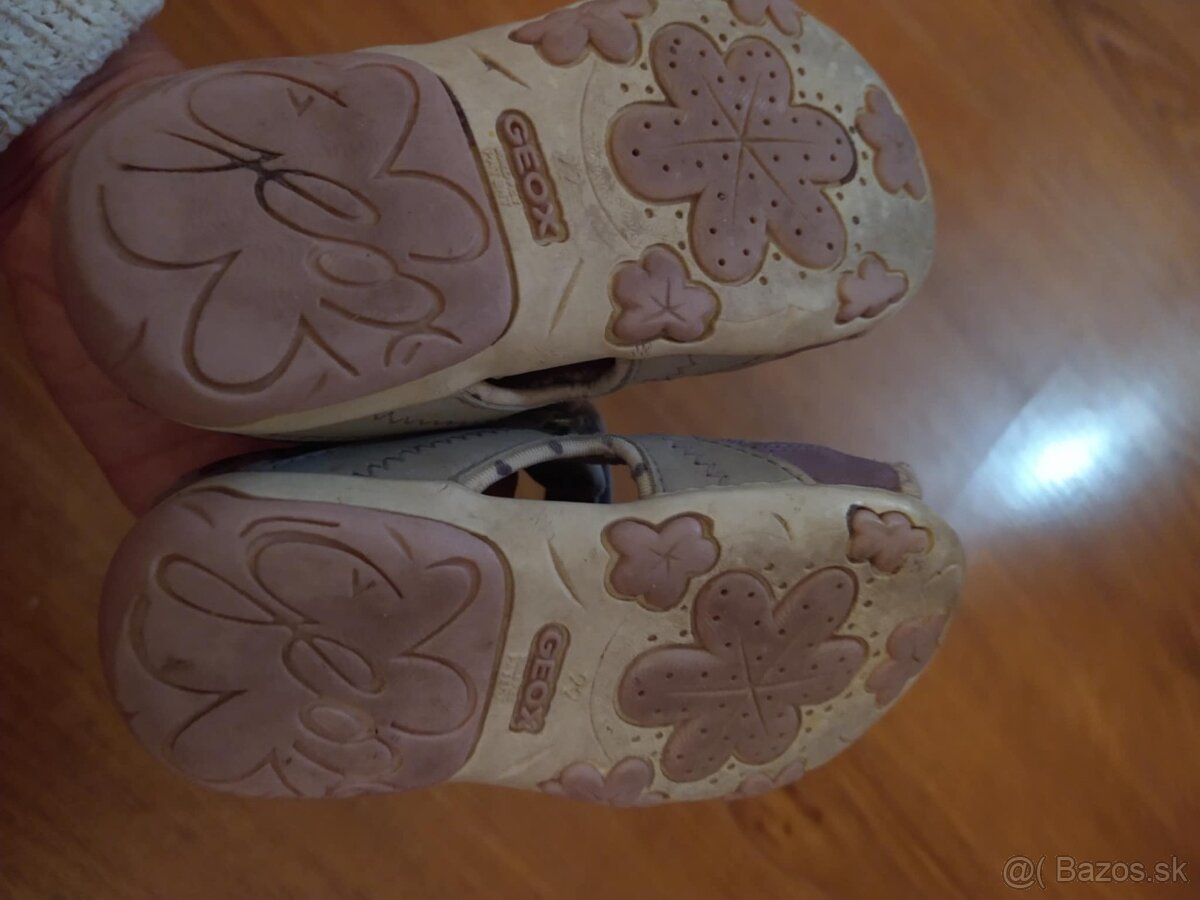 Dievčenské topánky, sandálky č. 21 - 8