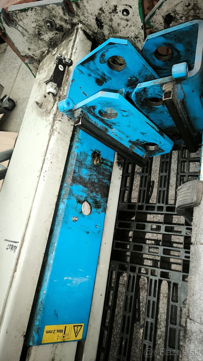 Dvojstlpovy zdvihák OMCN 199G - 8