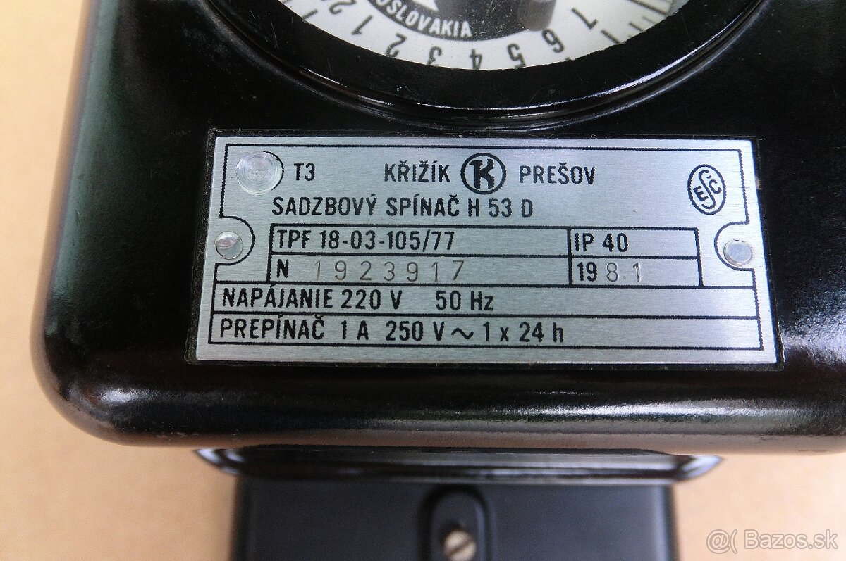 Meracie hodiny . - 8