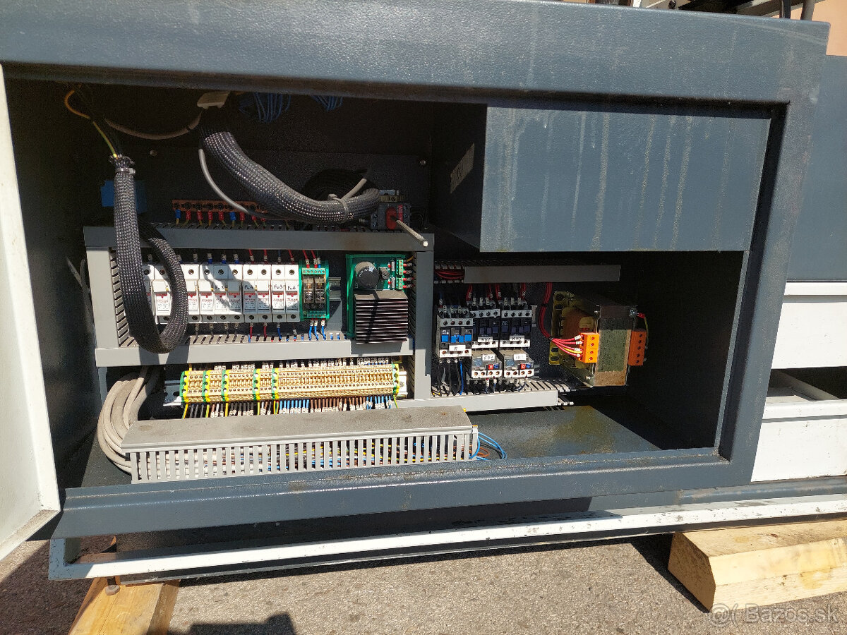 automatická vertikálna kotúčová píla na kov MKS 350 VA - 8