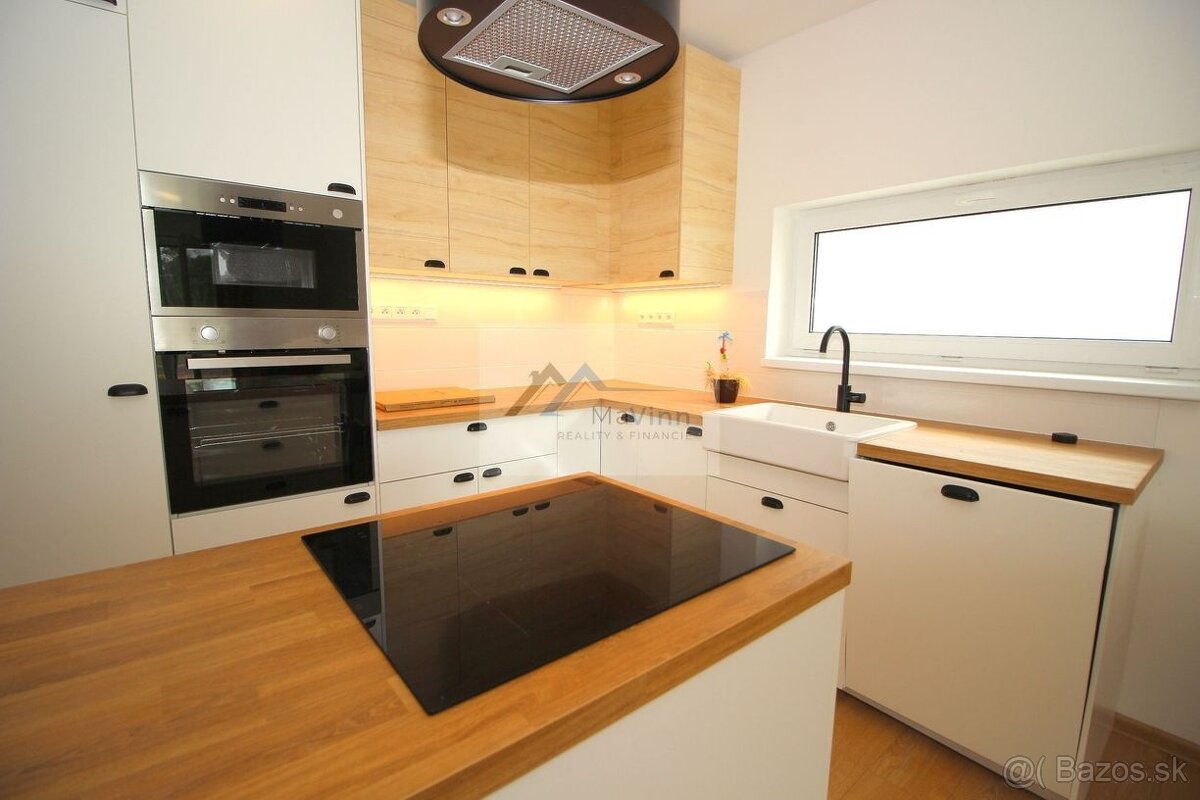 PREDAJ zariadená NOVOSTAVBA s vírivkou vo Dvorci - 8