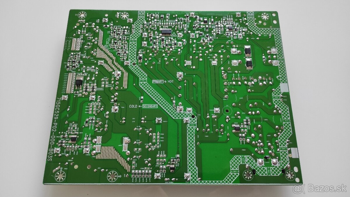 Predám matičnú dosku TPV 715GC529-P02-000-B03S - 8