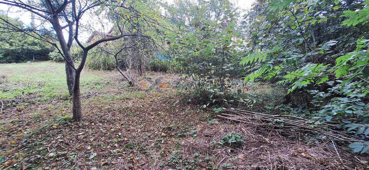 Na predaj stavebný pozemok s rozlohou - 773 m² v meste Humen - 8