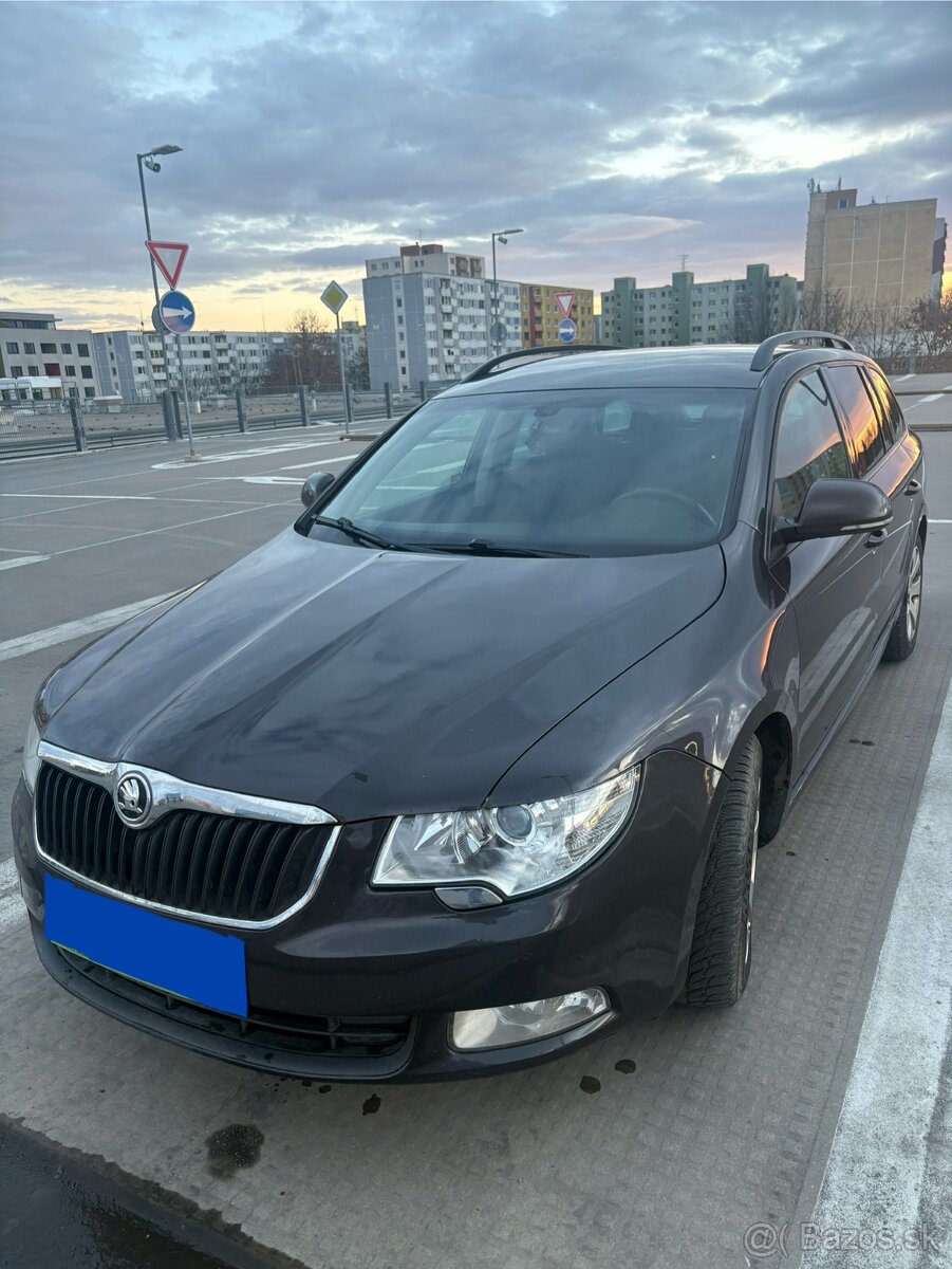 Škoda Superb - 8