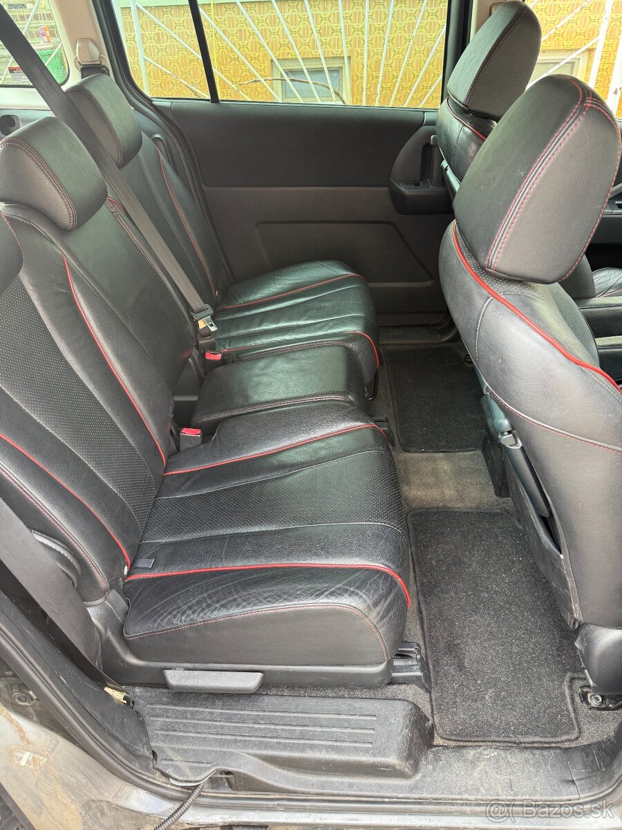 Mazda 5 7 miest - 8