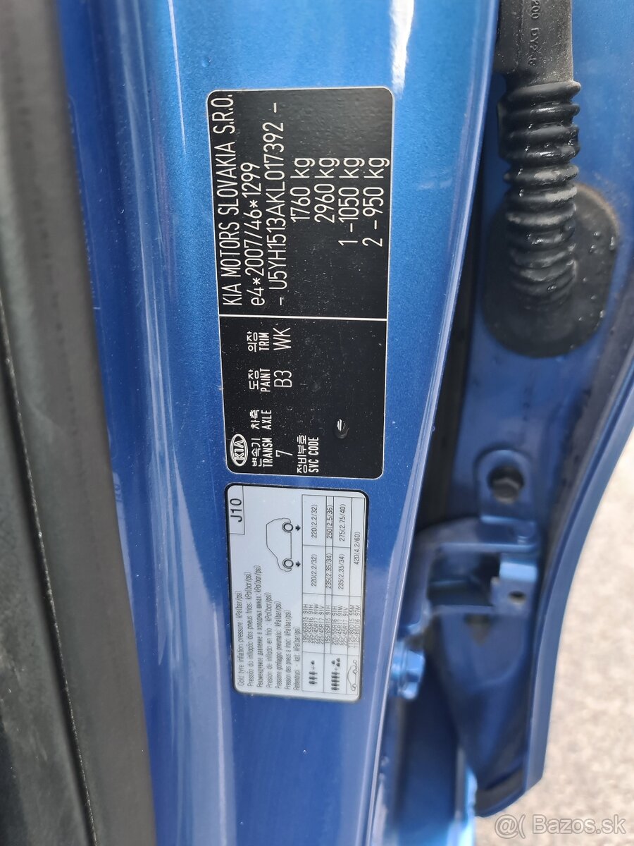 Predám Kia Ceed Amber 1.4 73 kw benzín - 8