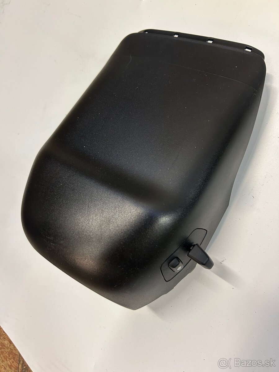 BMW 7 F01 NÁHRADNÉ DIELY - 8