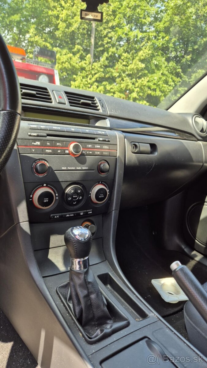 Mazda 3 1,6i 77kw kód motora: Z6 - 8