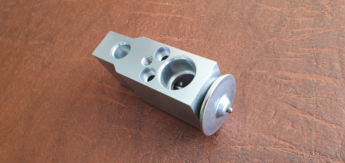 LADA 4x4 NIVA - Klimatizácia na vozidlo LADA NIVA - 8