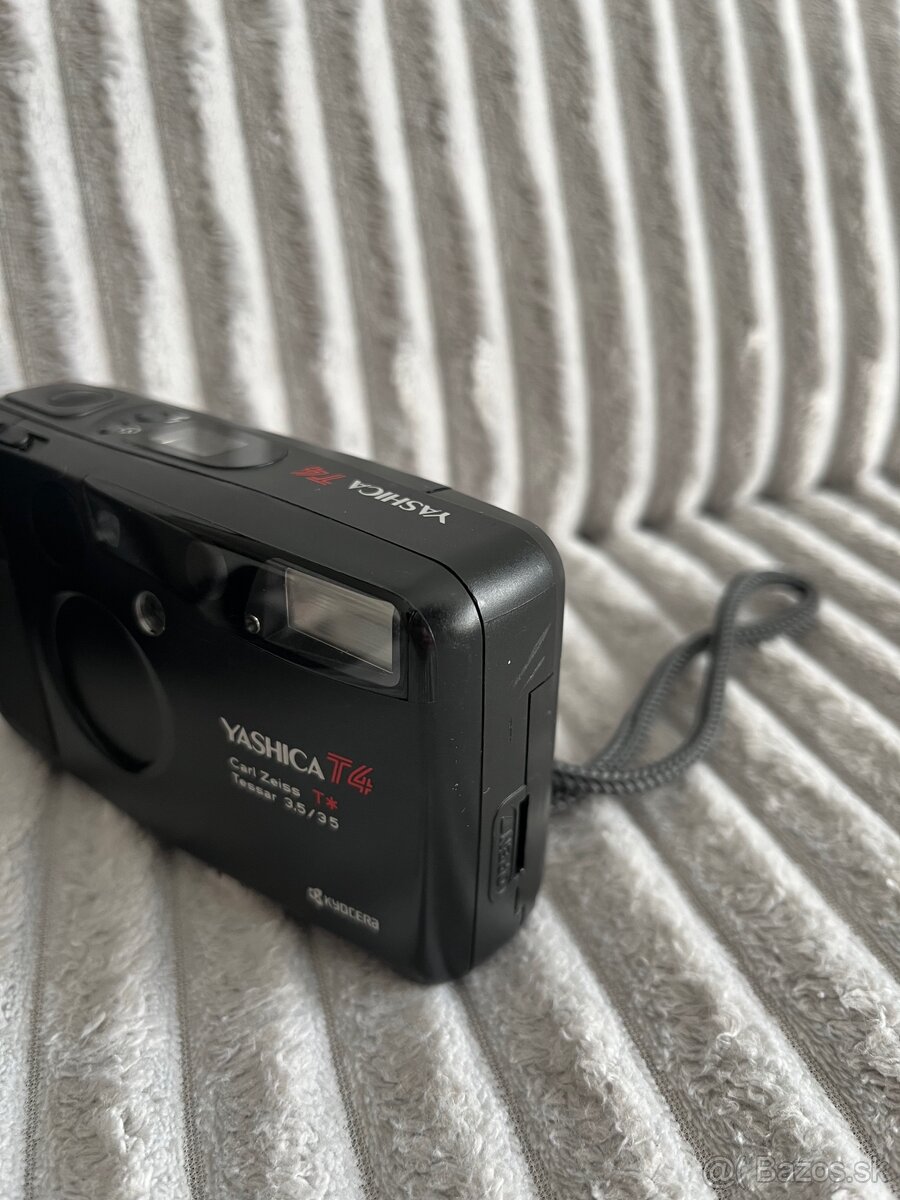 Yashica T4 - 8