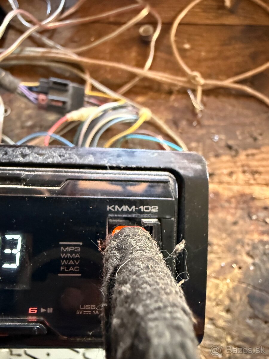 Pioneer AVH-290BT - 8