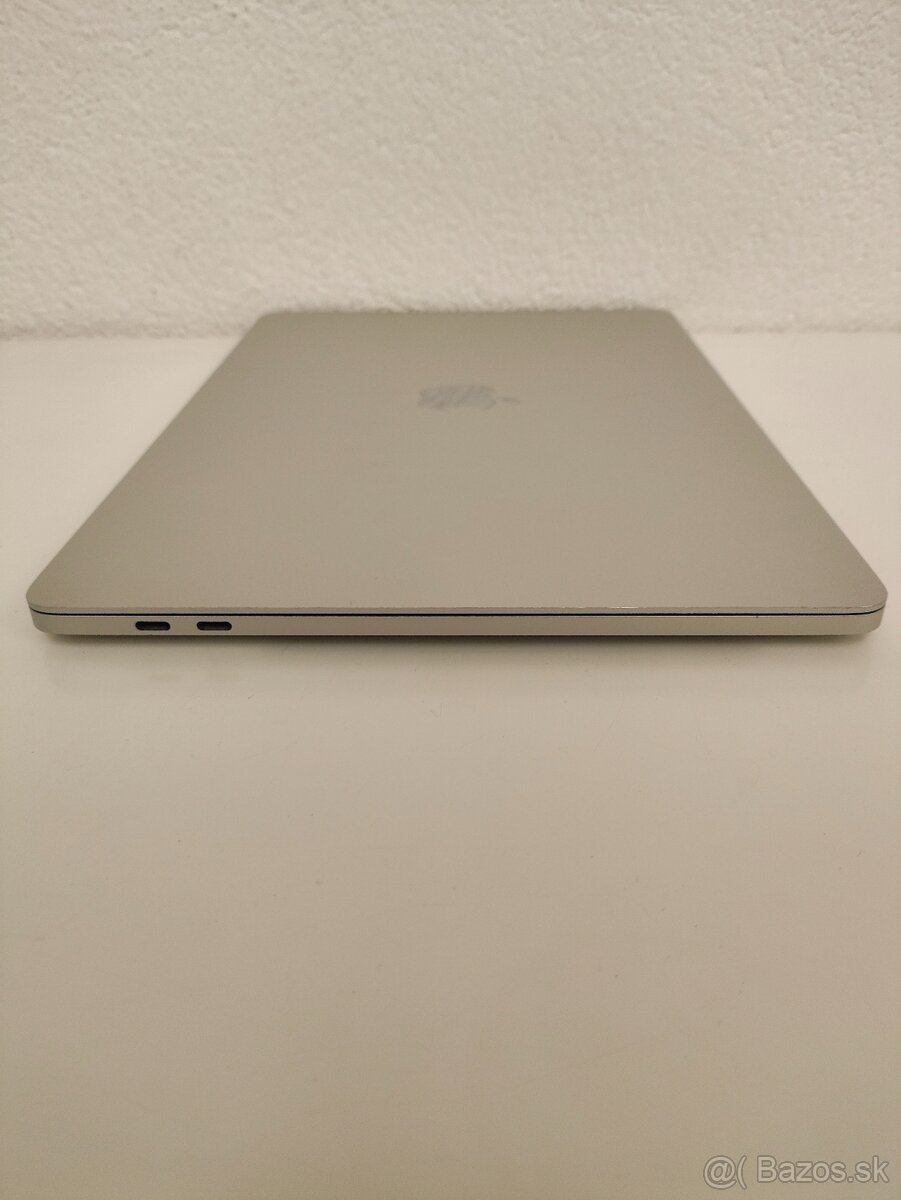 MacBook Pro 13 (2018, A1989) | Intel Core i5 2.3 GHz • 8 GB - 8
