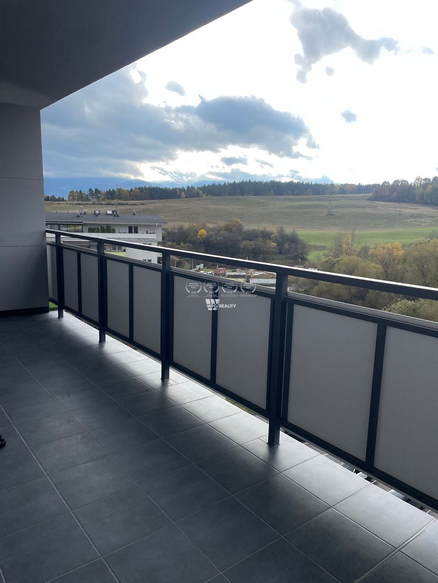 Na prenájom 2-izbový byt s veľkou terasou a parkovacím miest - 8